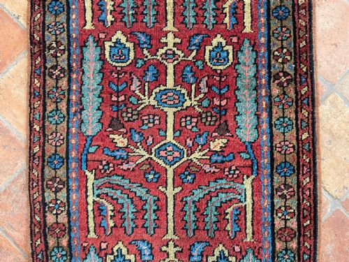 RARE NARROW ANTIQUE HERIZ RUNNER - ADDITIONAL PHOTO 1