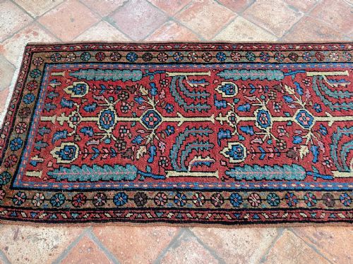 RARE NARROW ANTIQUE HERIZ RUNNER - ADDITIONAL PHOTO 6