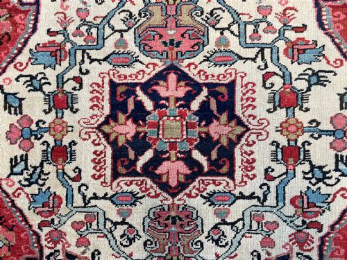 ANTIQUE SERAPI RUG - ADDITIONAL PHOTO 6