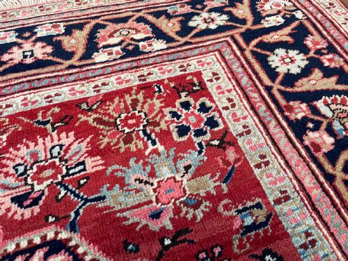 ANTIQUE SERAPI RUG - ADDITIONAL PHOTO 8
