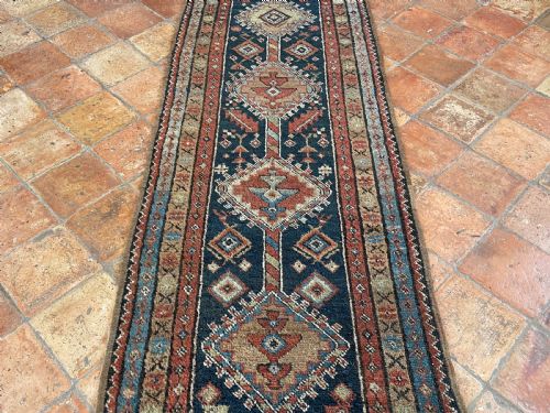 RARE NARROW ANTIQUE HERIZ RUNNER - ADDITIONAL PHOTO 10