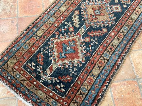 RARE NARROW ANTIQUE HERIZ RUNNER - ADDITIONAL PHOTO 11