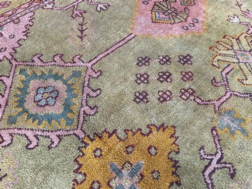 RARE ANTIQUE USHAK CARPET - ADDITIONAL PHOTO 6