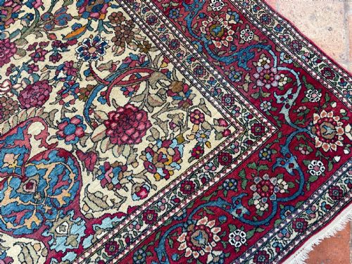 ANTIQUE ISFAHAN RUG - ADDITIONAL PHOTO 5