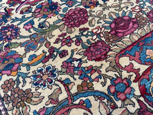 ANTIQUE ISFAHAN RUG - ADDITIONAL PHOTO 7