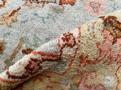 ANTIQUE USHAK CARPET - ADDITIONAL PHOTO 2