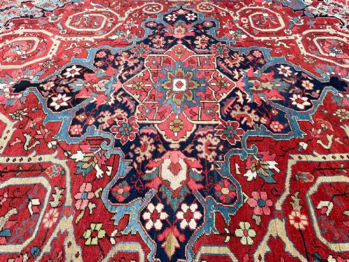 ANTIQUE HERIZ CARPET - ADDITIONAL PHOTO 16