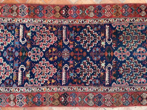RARE ANTIQUE BAKTIARI RUNNER - ADDITIONAL PHOTO 10