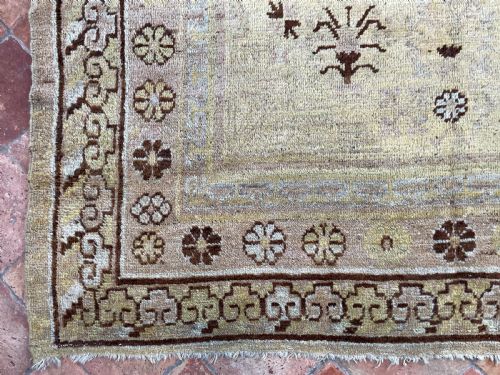 RARE ANTIQUE KHOTAN RUG - ADDITIONAL PHOTO 4