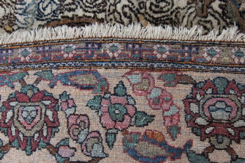 ANTIQUE ISFAHAN RUG - ADDITIONAL PHOTO 2