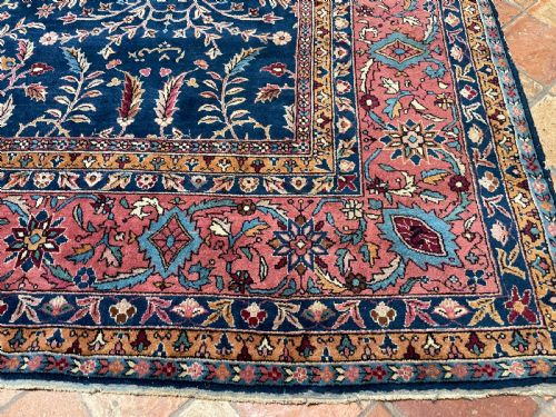 ANTIQUE AMRITSAR CARPET - ADDITIONAL PHOTO 2