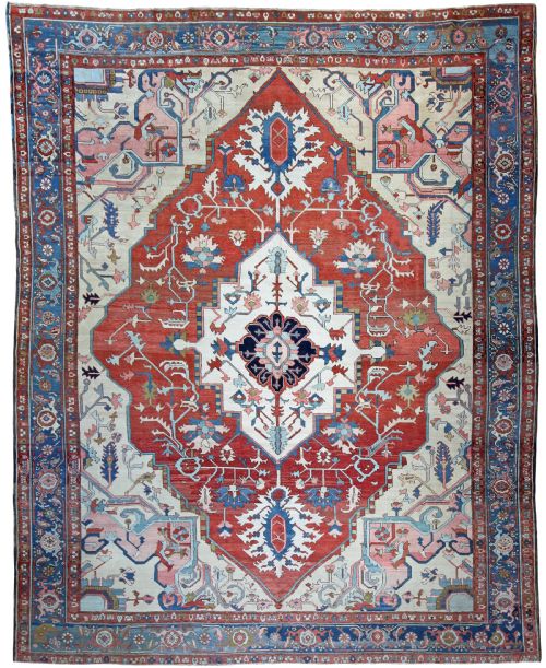 ANTIQUE SERAPI CARPET