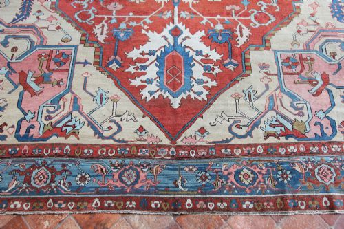 ANTIQUE SERAPI CARPET - ADDITIONAL PHOTO 6