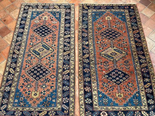 RARE PAIR OF ANTIQUE HERIZ RUGS - ADDITIONAL PHOTO 9
