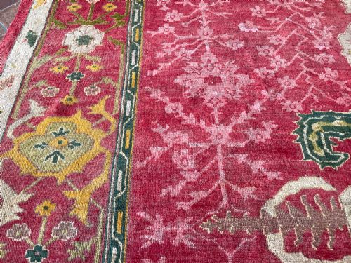 ANTIQUE USHAK CARPET - ADDITIONAL PHOTO 9