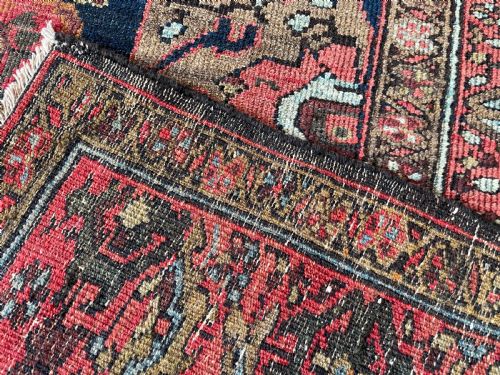 RARE PAIR OF ANTIQUE FARAHAN CARPETS - ADDITIONAL PHOTO 3