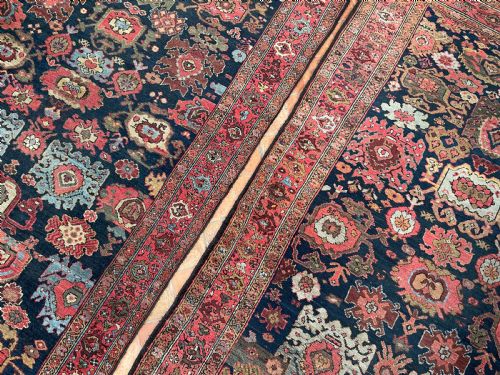 RARE PAIR OF ANTIQUE FARAHAN CARPETS - ADDITIONAL PHOTO 4