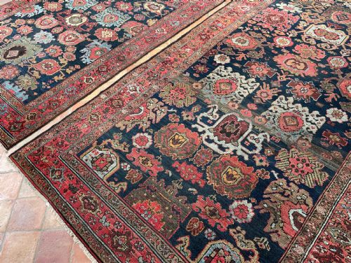 RARE PAIR OF ANTIQUE FARAHAN CARPETS - ADDITIONAL PHOTO 6