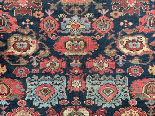 RARE PAIR OF ANTIQUE FARAHAN CARPETS - ADDITIONAL PHOTO 7