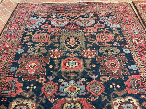 RARE PAIR OF ANTIQUE FARAHAN CARPETS - ADDITIONAL PHOTO 8
