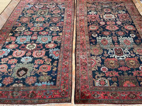 RARE PAIR OF ANTIQUE FARAHAN CARPETS - ADDITIONAL PHOTO 13