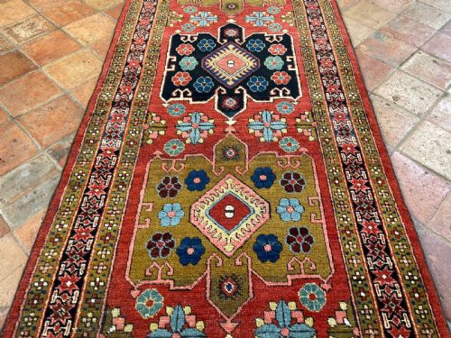 ANTIQUE HERIZ RUNNER - ADDITIONAL PHOTO 2