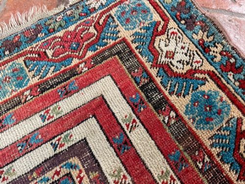 ANTIQUE MUDJUR RUG - ADDITIONAL PHOTO 4