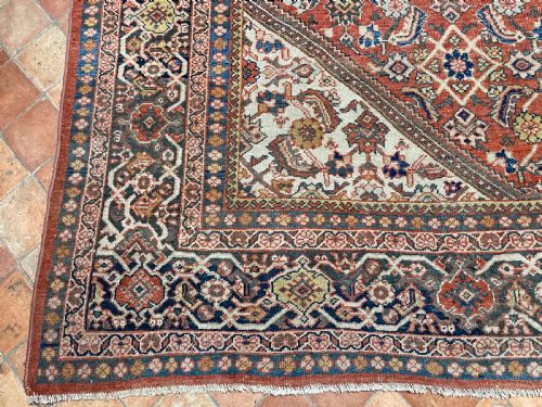 ANTIQUE MAHAL CARPET - ADDITIONAL PHOTO 3