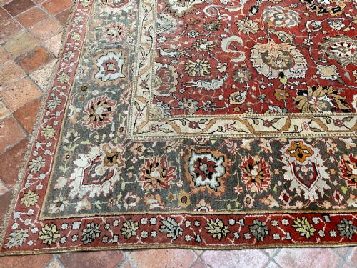 ANTIQUE AMRITSAR CARPET - ADDITIONAL PHOTO 2