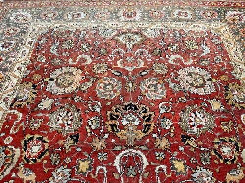 ANTIQUE AMRITSAR CARPET - ADDITIONAL PHOTO 3
