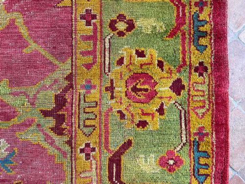 ANTIQUE USHAK CARPET - ADDITIONAL PHOTO 2