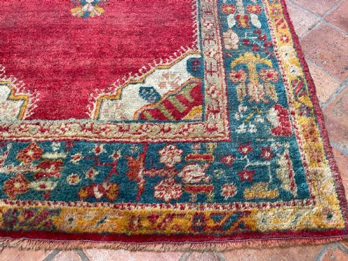 ANTIQUE ANGORA USHAK RUG - ADDITIONAL PHOTO 1