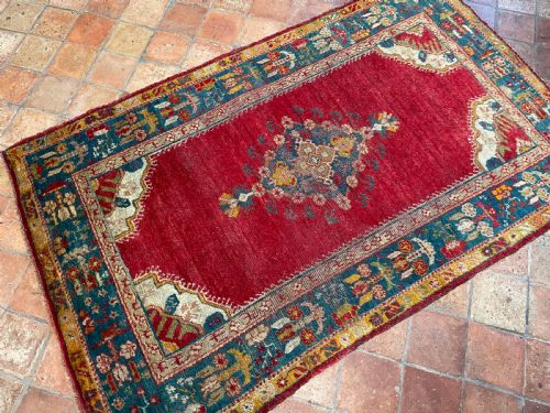 ANTIQUE ANGORA USHAK RUG - ADDITIONAL PHOTO 2
