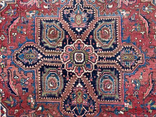 OLD HERIZ RUG - ADDITIONAL PHOTO 4