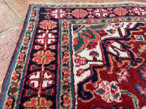 OLD HERIZ RUG - ADDITIONAL PHOTO 1
