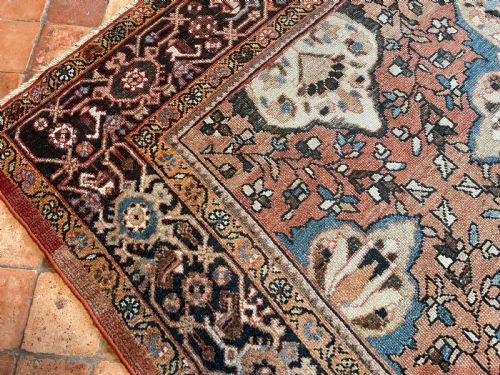 ANTIQUE MAHAL CARPET - ADDITIONAL PHOTO 1