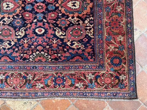 ANTIQUE FARAHAN CARPET - ADDITIONAL PHOTO 4