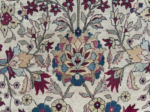 ANTIQUE KIRMAN CARPET - ADDITIONAL PHOTO 2