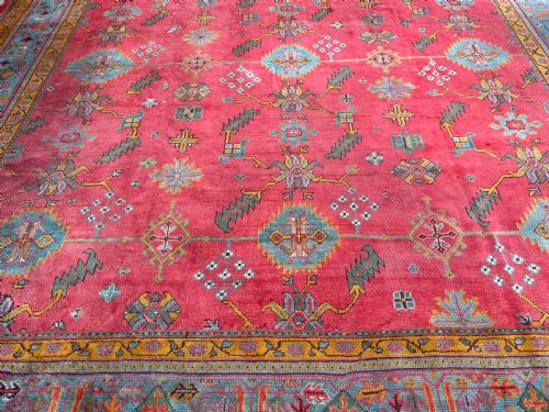ANTIQUE USHAK CARPET - ADDITIONAL PHOTO 12