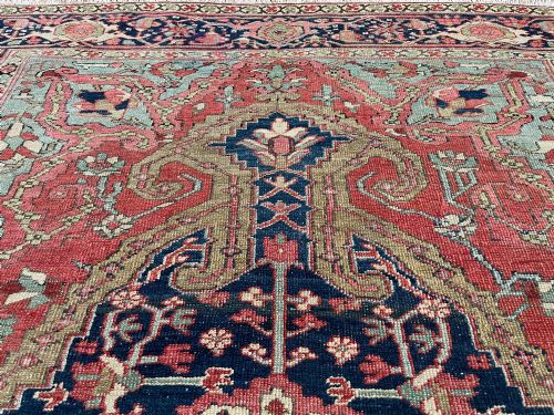 ANTIQUE HERIZ RUG - ADDITIONAL PHOTO 4