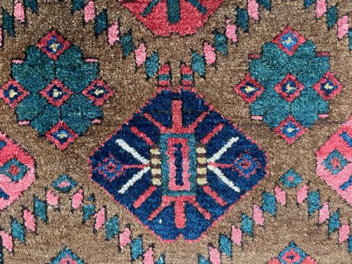 ANTIQUE KURDISH RUG - ADDITIONAL PHOTO 5