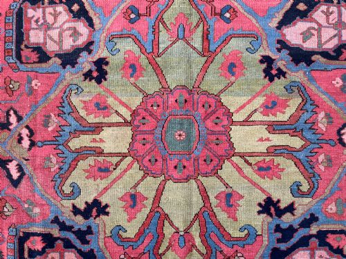 ANTIQUE SERAPI CARPET - ADDITIONAL PHOTO 5