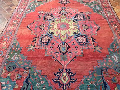 ANTIQUE SERAPI CARPET - ADDITIONAL PHOTO 8