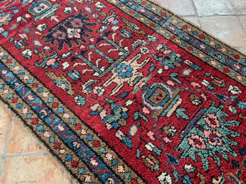 ANTIQUE HERIZ RUNNER - ADDITIONAL PHOTO 1