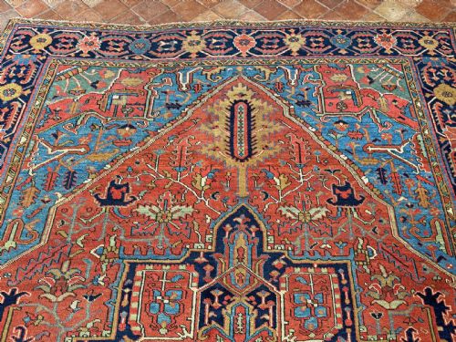 ANTIQUE HERIZ CARPET - ADDITIONAL PHOTO 3