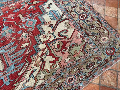ANTIQUE SERAPI CARPET - ADDITIONAL PHOTO 7