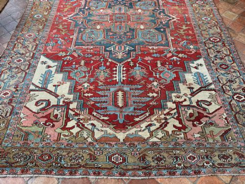 ANTIQUE SERAPI CARPET - ADDITIONAL PHOTO 8