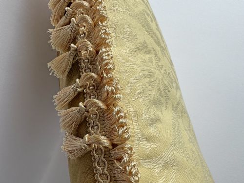 ANTIQUE AUBUSSON CUSHION - ADDITIONAL PHOTO 4