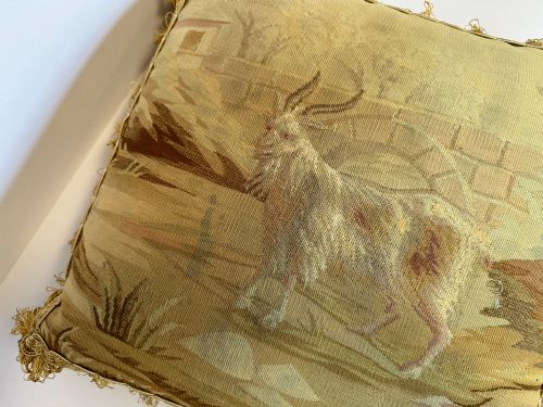 ANTIQUE AUBUSSON CUSHION - ADDITIONAL PHOTO 2