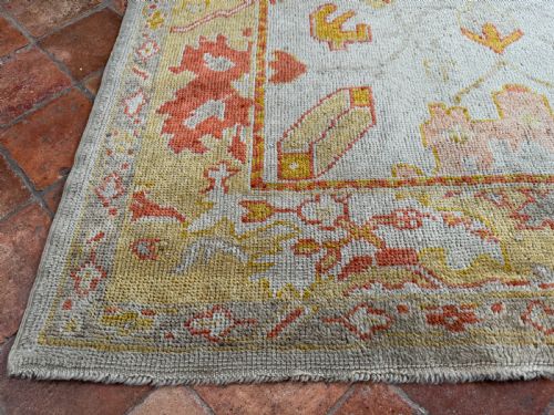 ANTIQUE USHAK RUG - ADDITIONAL PHOTO 2